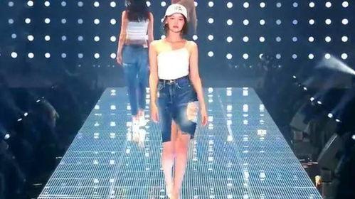 女模特走秀视频,女模特走秀风采瞬间捕捉
